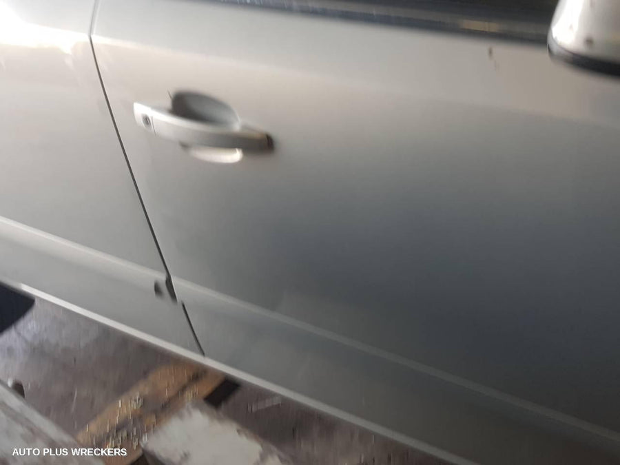 2006 Holden Astra Left Rear Door Sliding