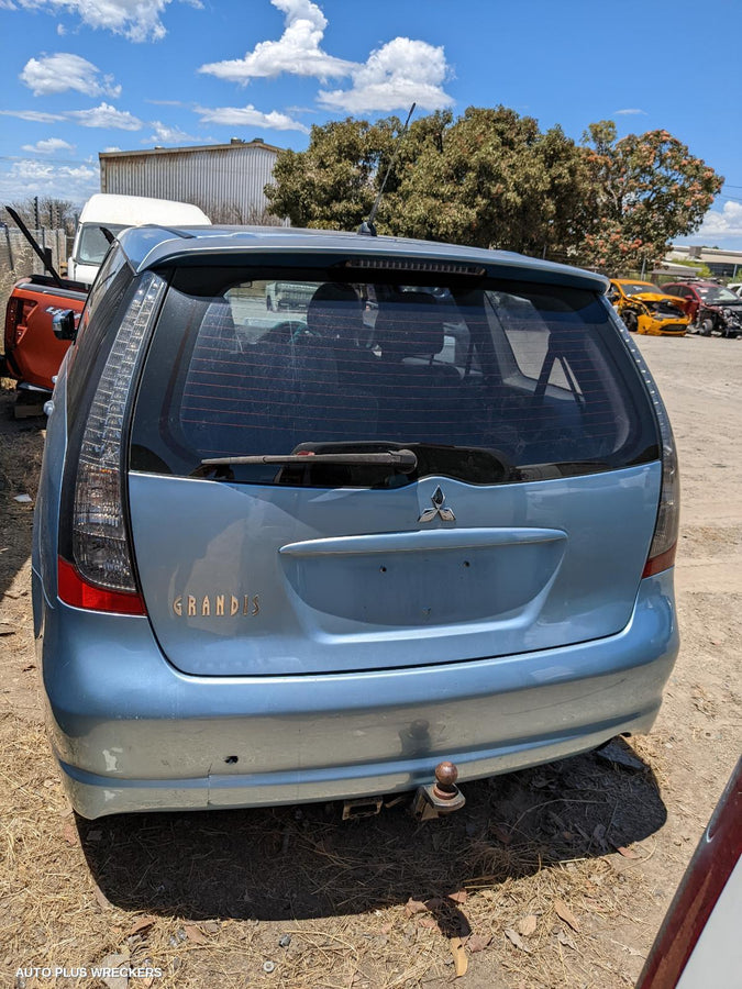 2005 Mitsubishi Grandis Bootlid Tailgate