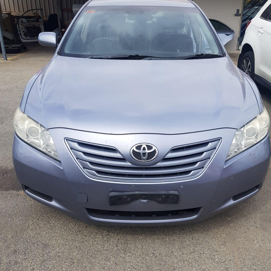 2006-2011 Toyota Camry Right Guard