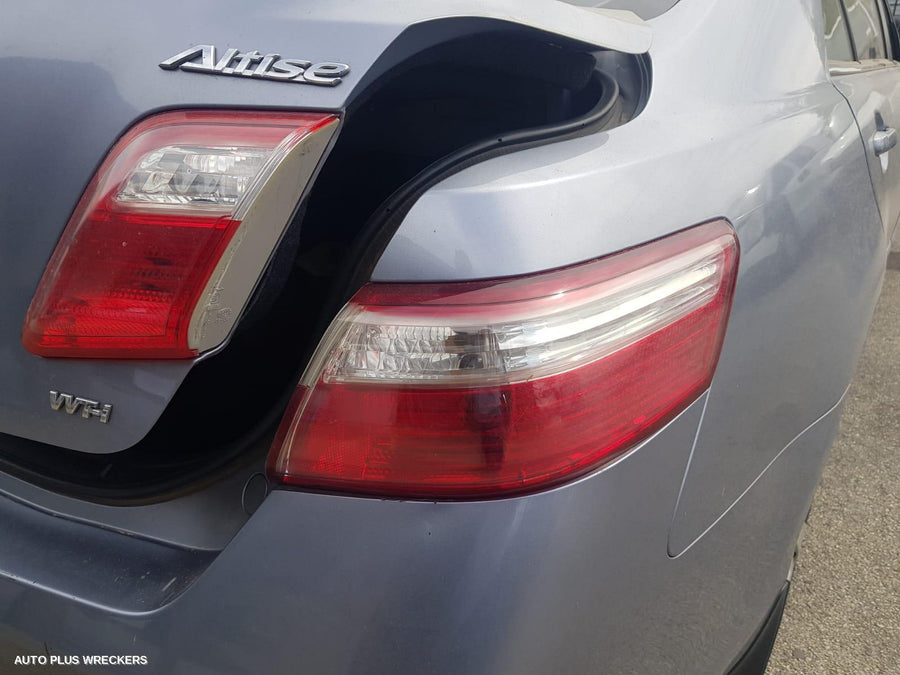 2006-2011 Toyota Camry Right Guard