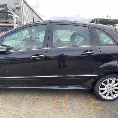 2005-2011 Mercedes B Class Door Handle
