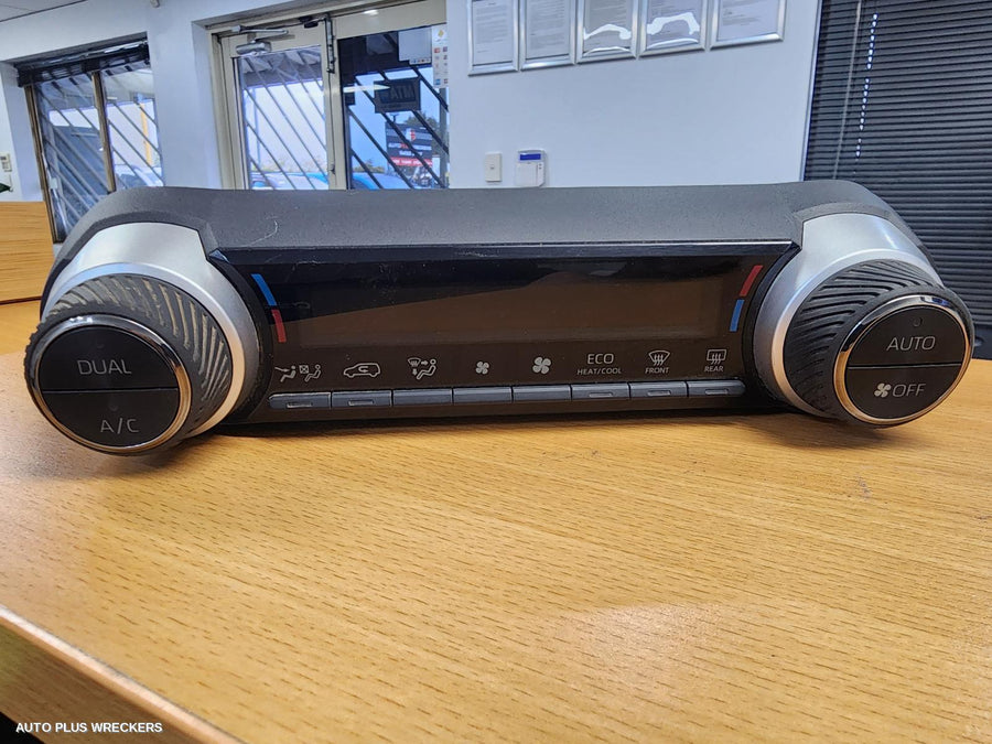 2018-2025 Toyota Rav4 Heater Ac Controls