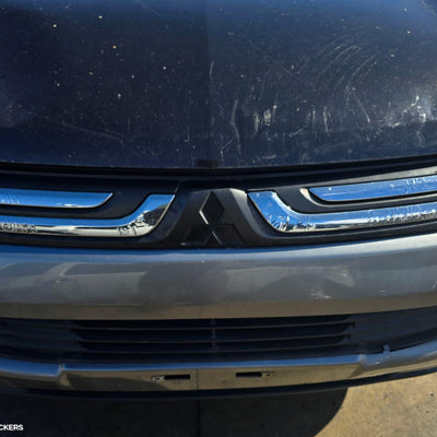 2012-2015 Mitsubishi Outlander Front Seat
