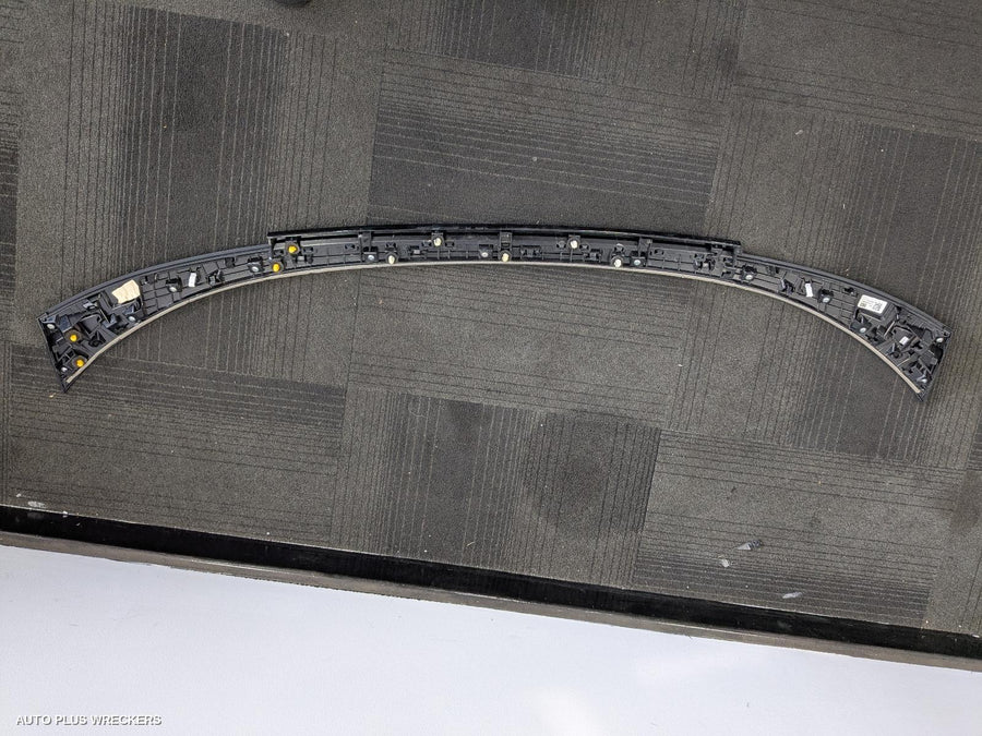 2021-2026 Kia Sportage Rear Garnish