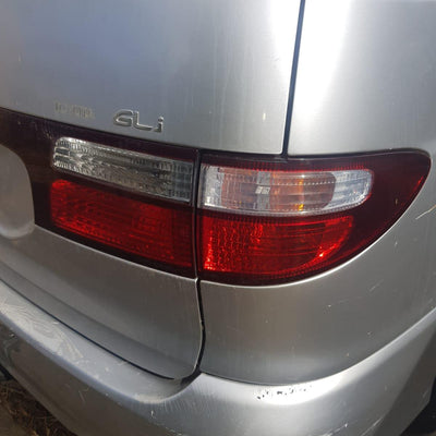 2000-2003 Toyota Tarago Right Taillight
