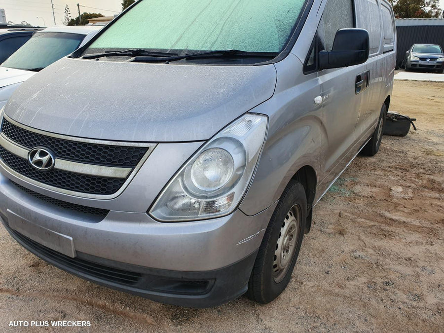 2010 Hyundai Iload/imax Front Bumper