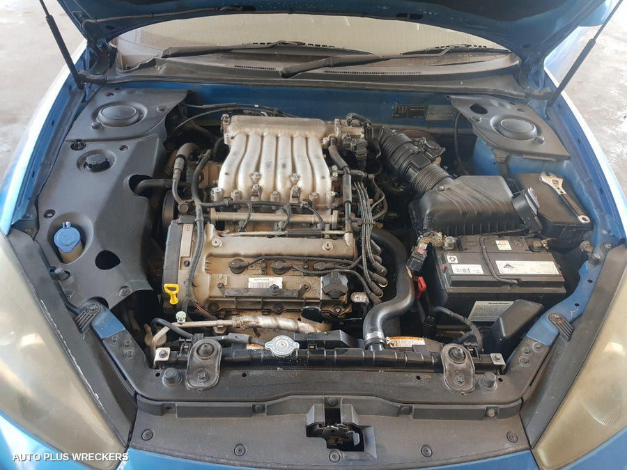 2007 Hyundai Tiburon Right Front Door