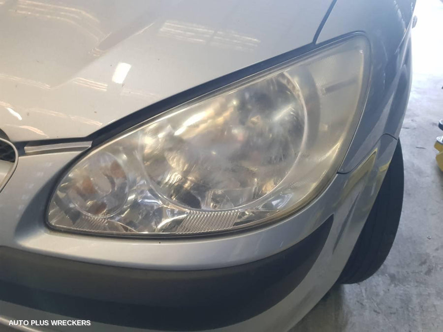2002-2011 Hyundai Getz Left Rear Door Window