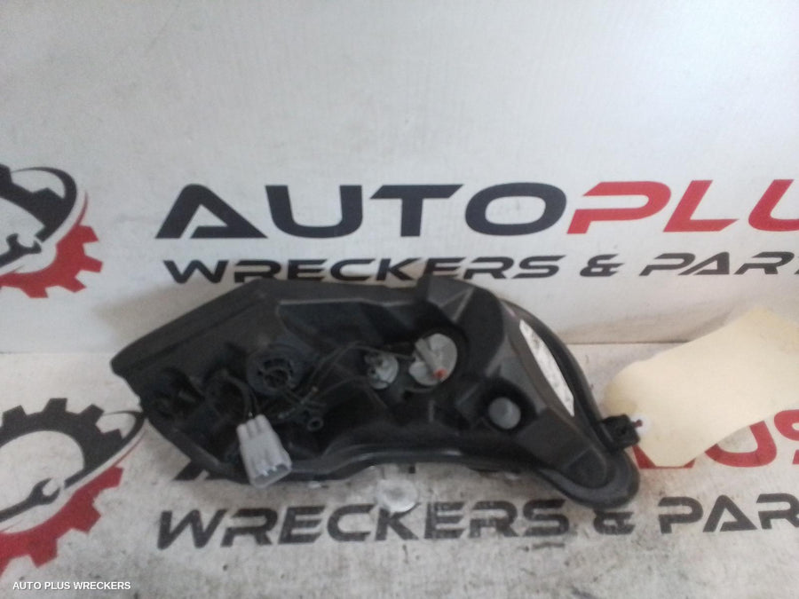 2016 Toyota Camry Left Indicator Fog Side