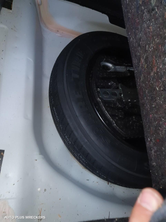 2017 Suzuki Vitara Right Door Mirror