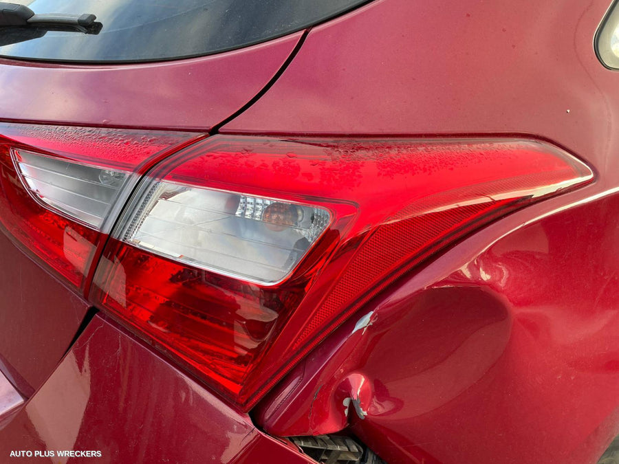 2014 Hyundai I30 Parcel Shelf