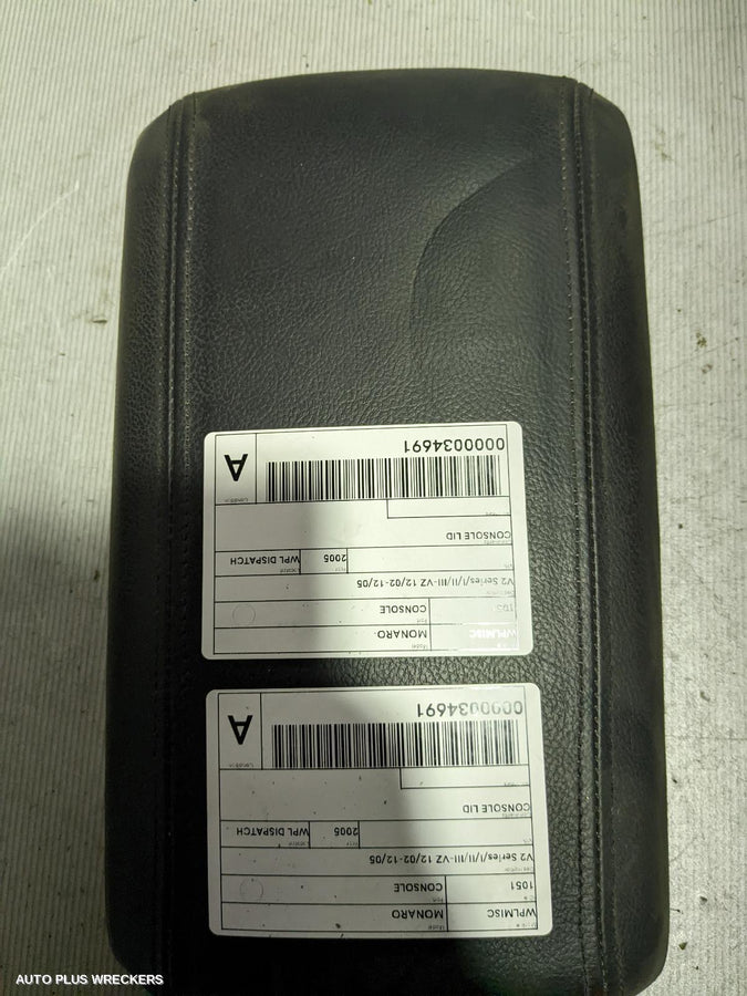 2005 Holden Monaro Console