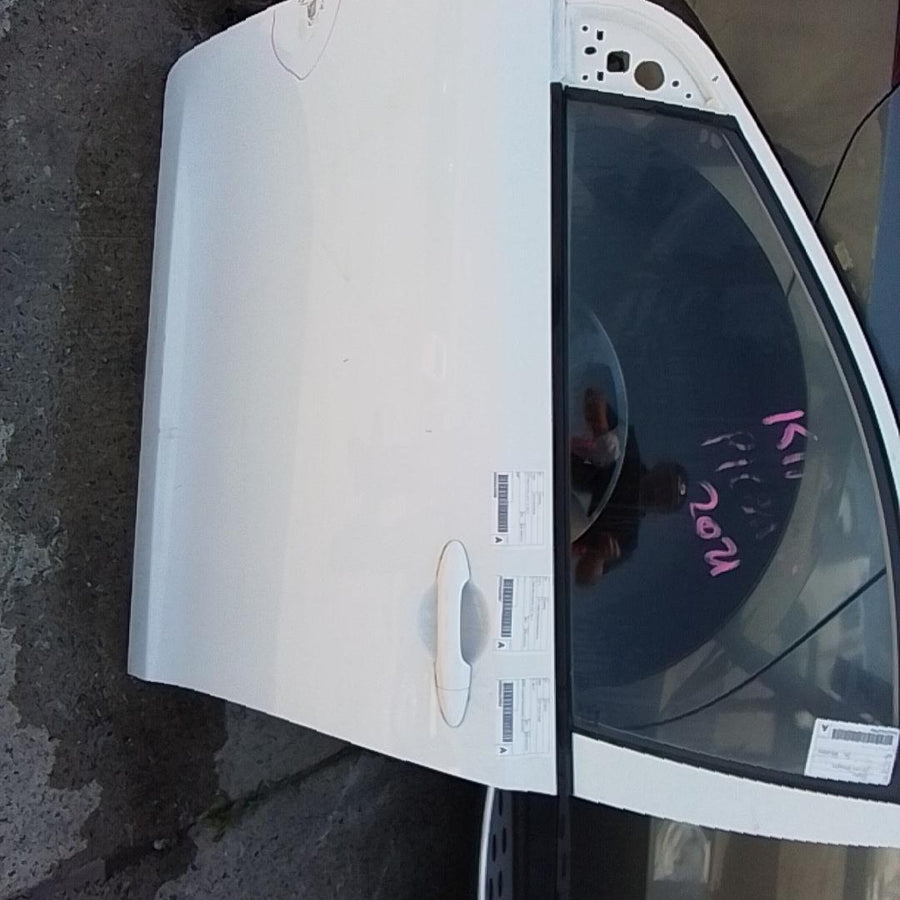 2021 Kia Picanto Left Front Door