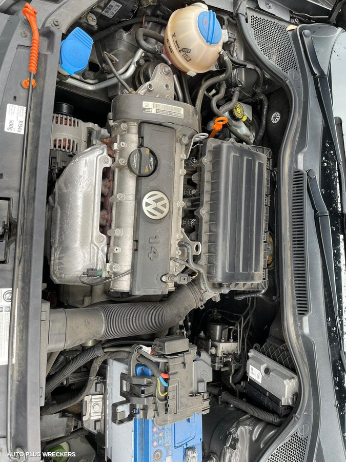 2011 Volkswagen Polo Left Front Window Reg Motor