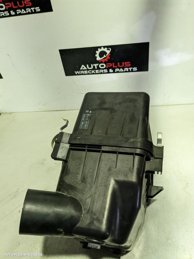 2018 Toyota Rav4 Air Cleaner Box