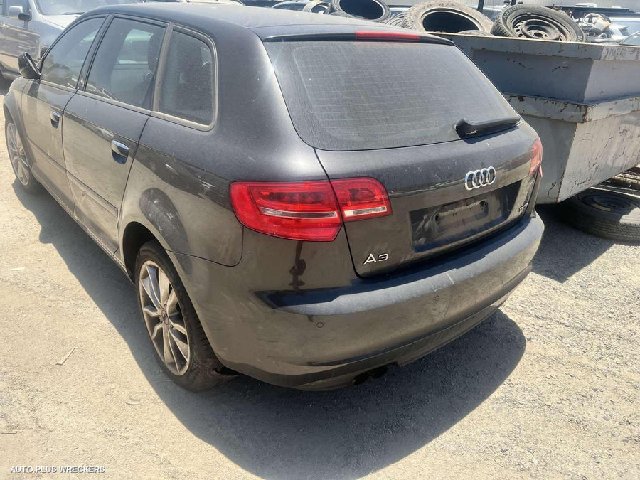 2011 Audi A3 Left Front Door