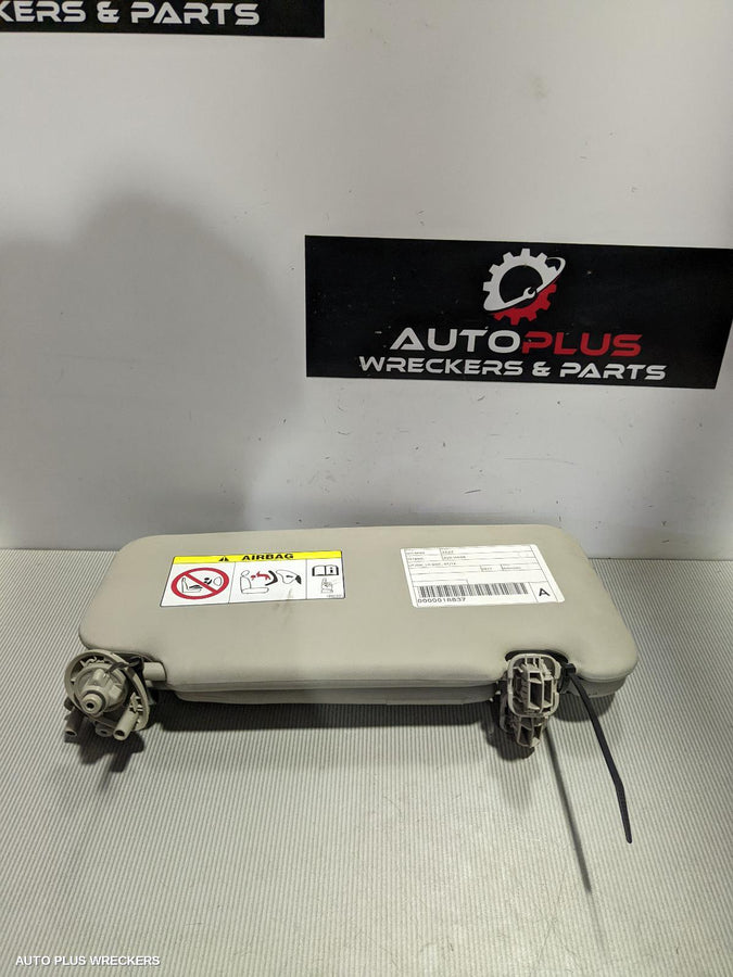 2017 Honda Jazz Sunvisor