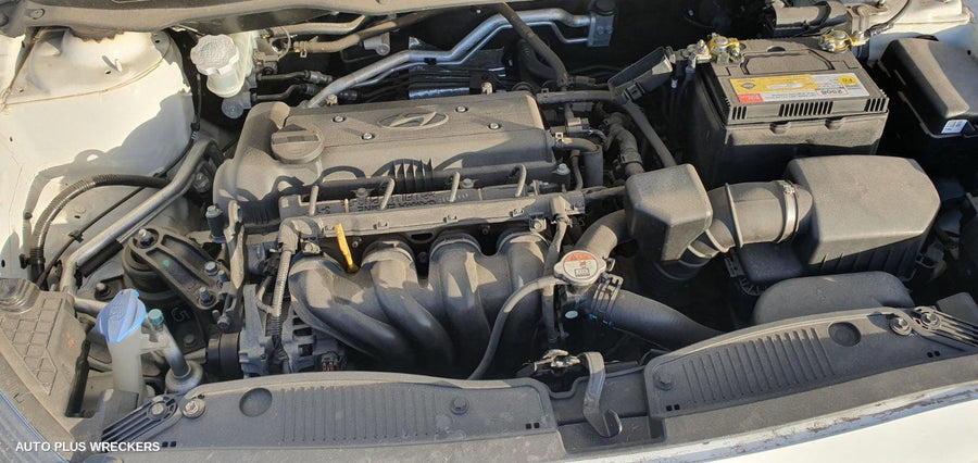 2013 Hyundai I20 Left Front Door Window