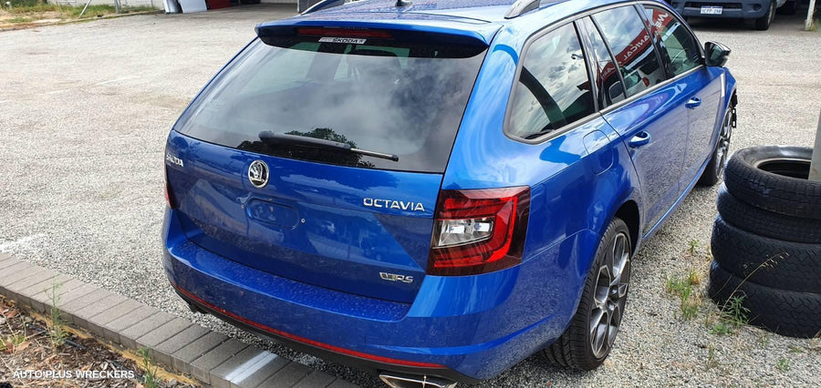 2020 Skoda Octavia Left Front Window Reg Motor