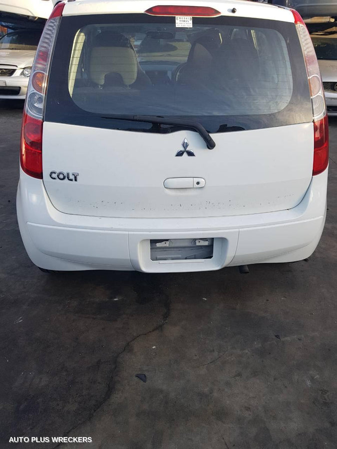 2007 Mitsubishi Colt Radiator