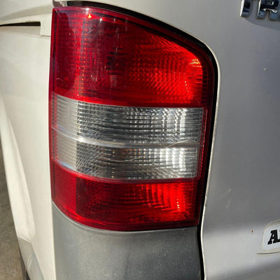 2011 Volkswagen Transporter Right Taillight