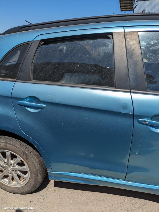 2011 Mitsubishi Asx Headrest