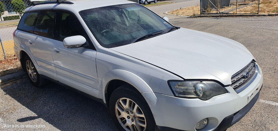 2003-2006 Subaru Outback Right Guard