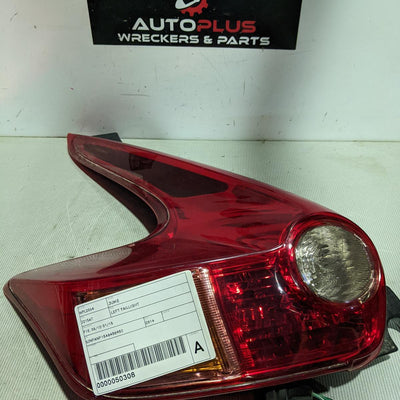 2010-2015 Nissan Juke Left Taillight