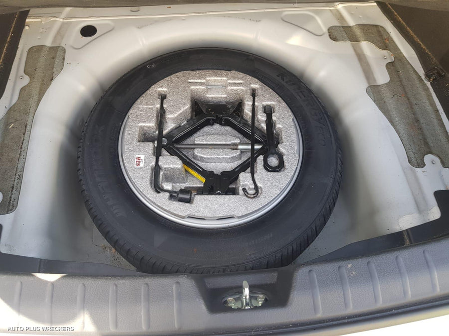 2013 Hyundai I40 Wiper Arm