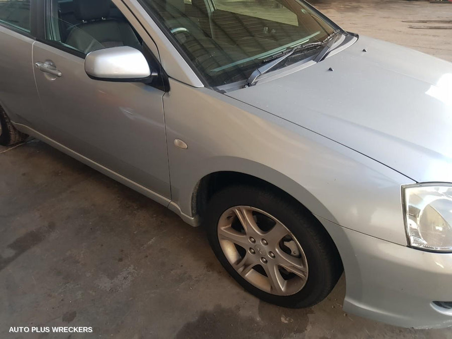 2006 Mitsubishi 380 A C Condenser