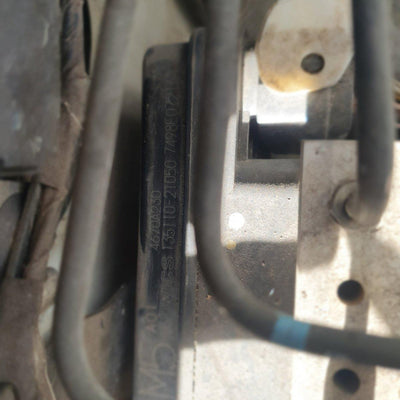 2006-2015 Mitsubishi Triton Bonnet Hinge Strut
