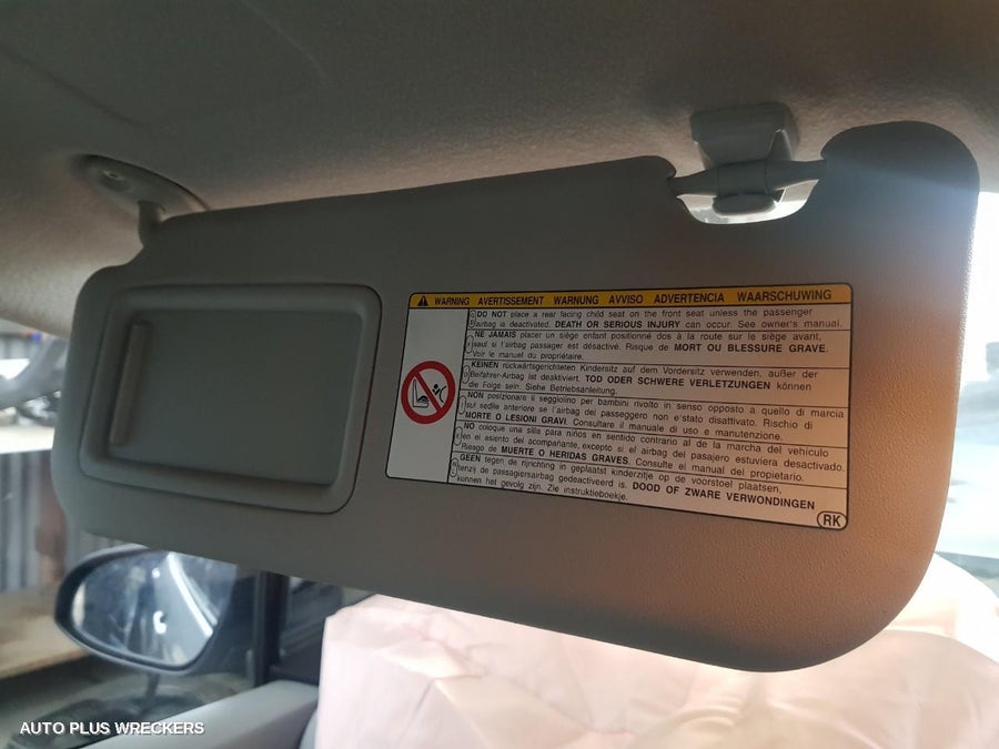 2012 Toyota Yaris Right Rear Wnd Reg Motor