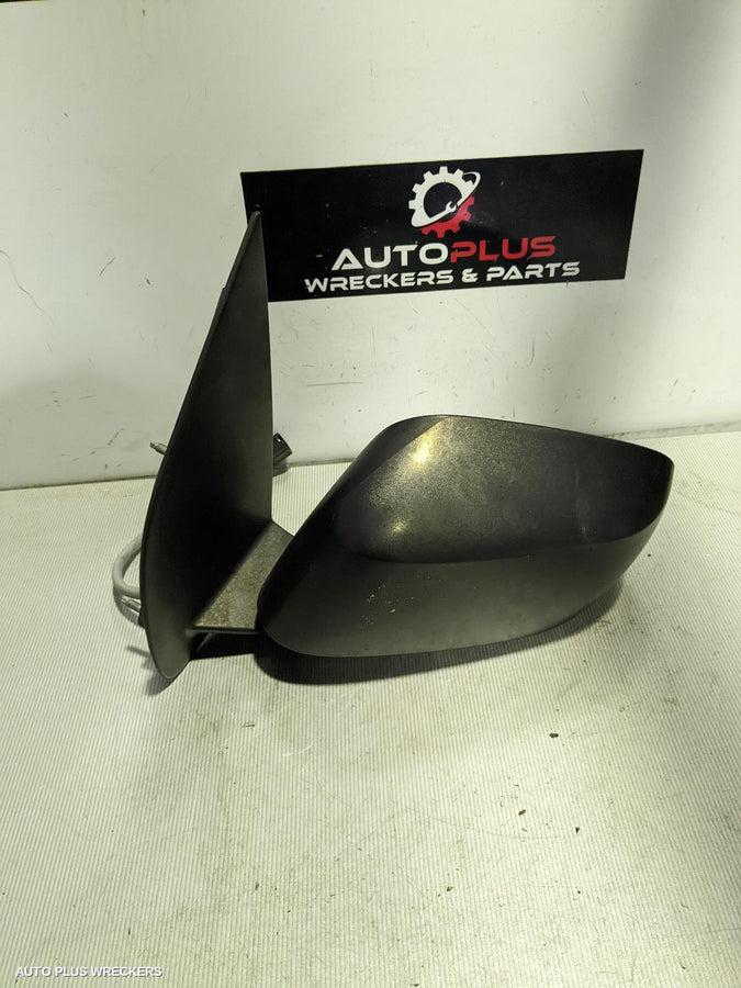 2005-2010 Nissan Pathfinder Left Door Mirror