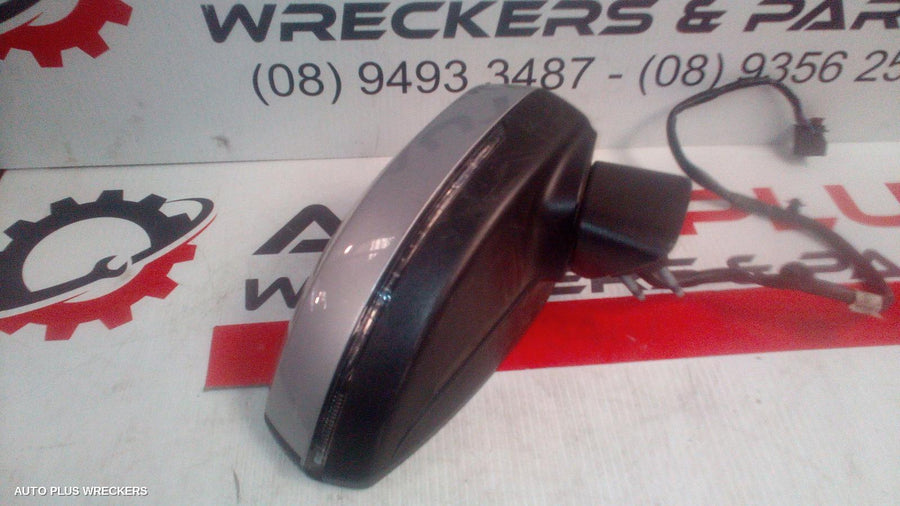 2016-2020 Audi A3 Right Door Mirror