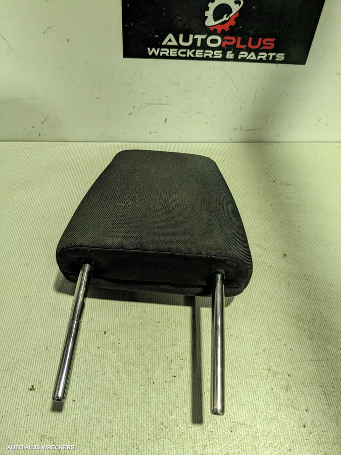 2017 Toyota Hilux Headrest
