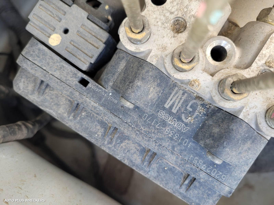 2013 Holden Colorado Instrument Cluster