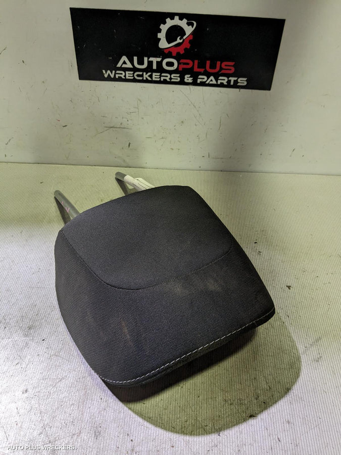 2013-2018 Subaru Forester Headrest
