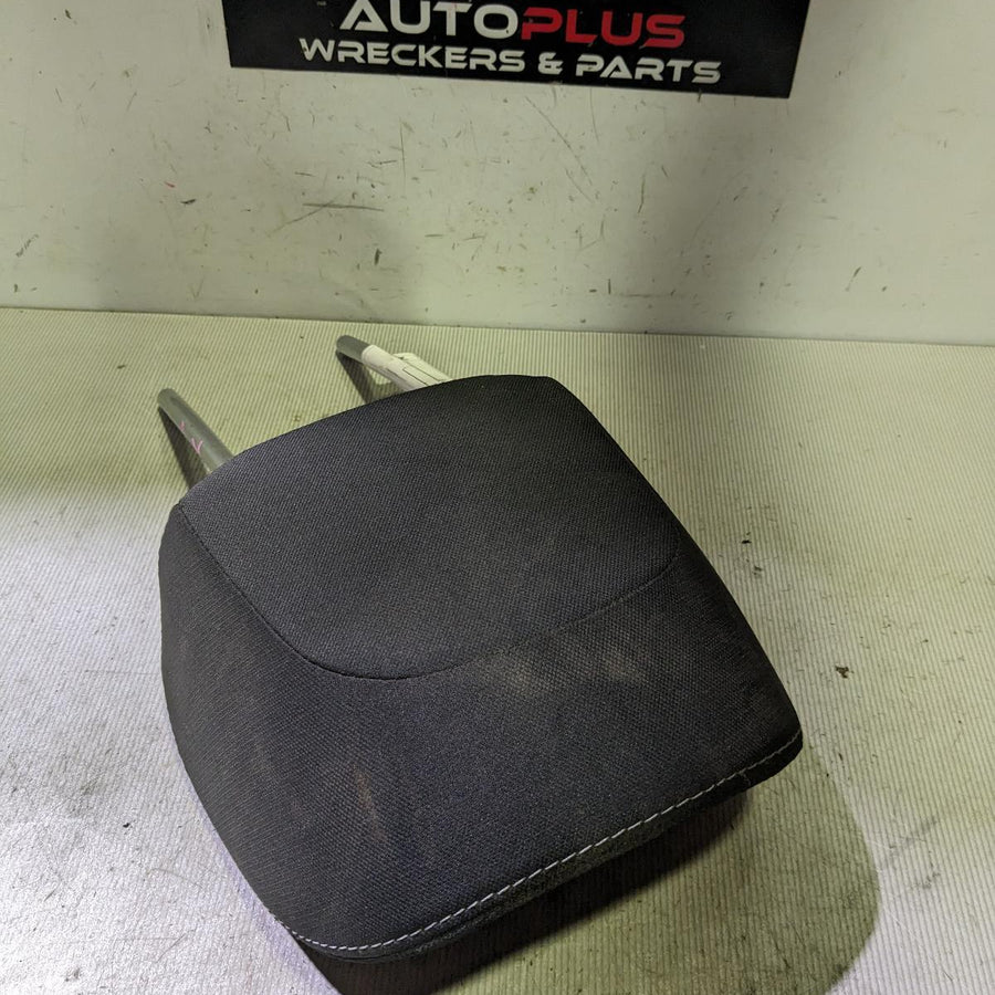 2013-2018 Subaru Forester Headrest