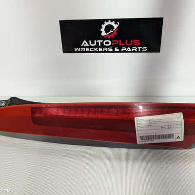 2004 Volvo Xc90 Left Taillight