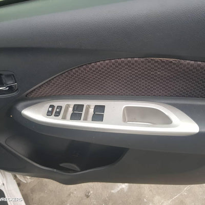 2006 TOYOTA YARIS PWR DR WIND SWITCH