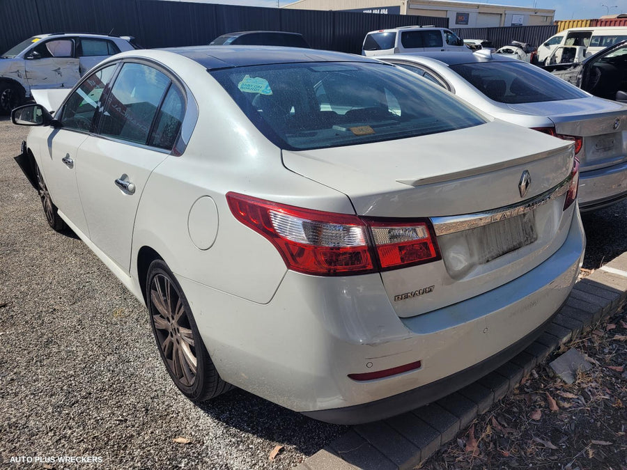 2011 Renault Latitude Right Taillight