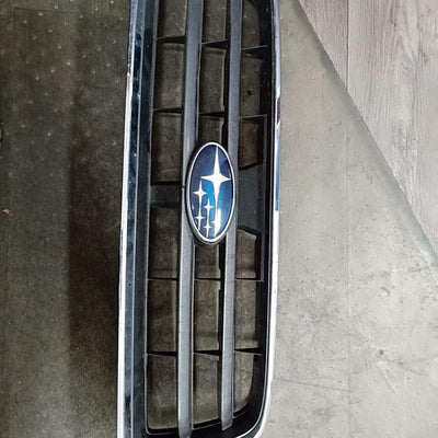 2003-2005 Subaru Forester Grille
