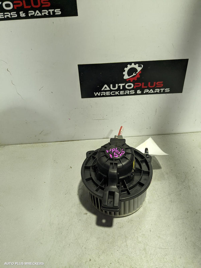 2011 Hyundai I40 Heater Fan Motor