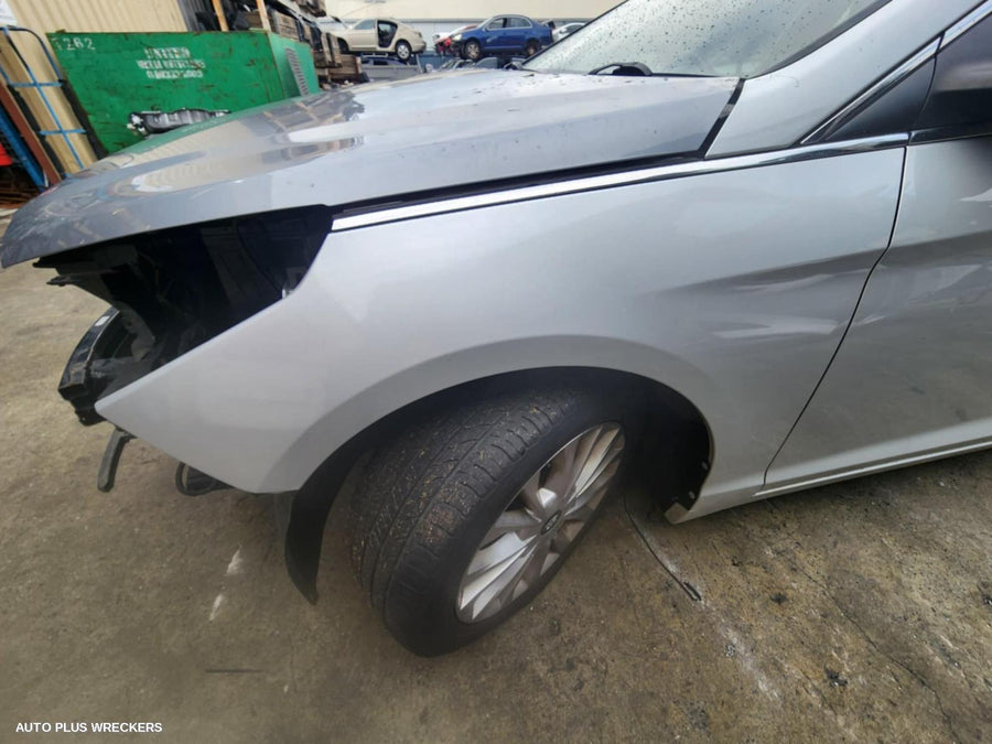 2014-2017 Hyundai Sonata Rear Garnish