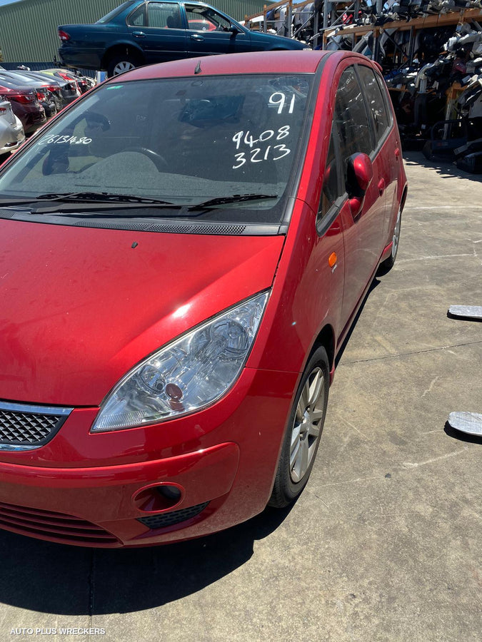 2002-2011 Mitsubishi Colt Right Front Door