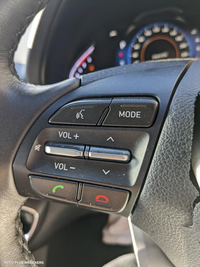 2022 Hyundai I30 Parcel Shelf