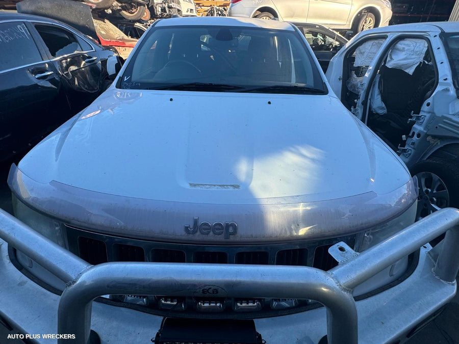 2010-2013 Jeep Grandcherokee Front Bumper