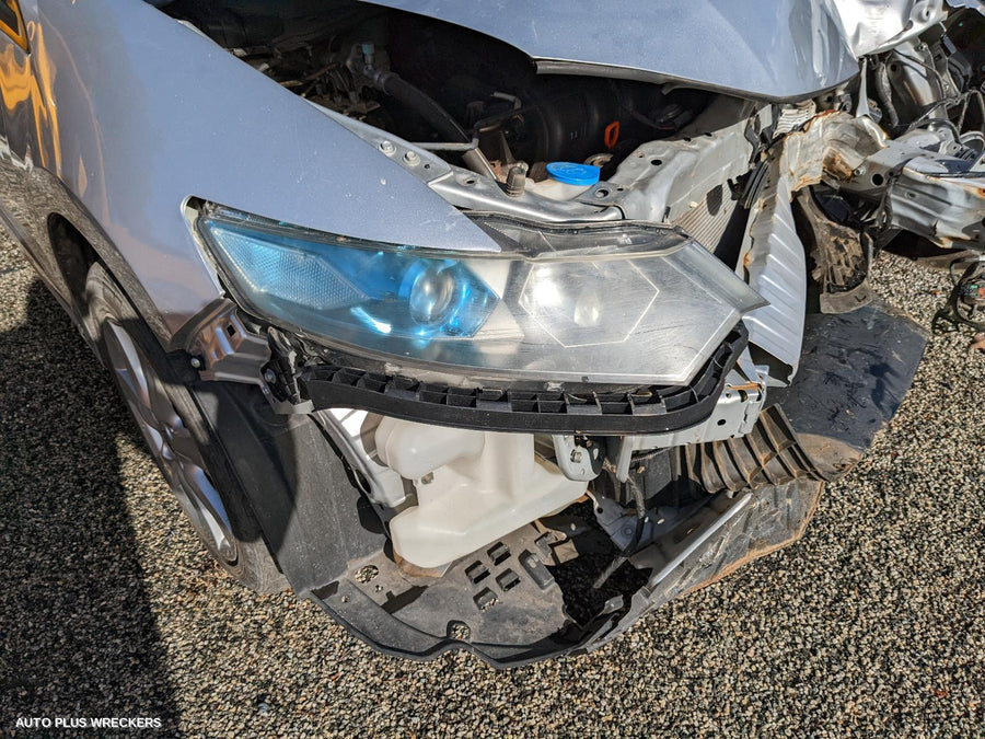 2012 Honda Insight Right Guard