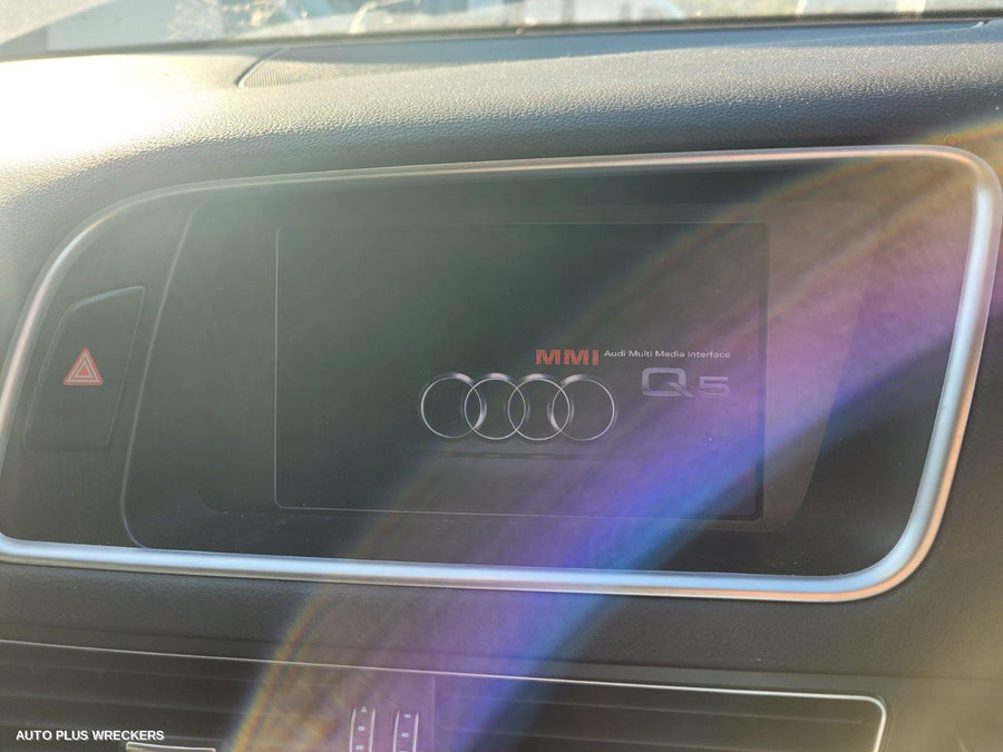 2013 Audi Q5 Left Taillight