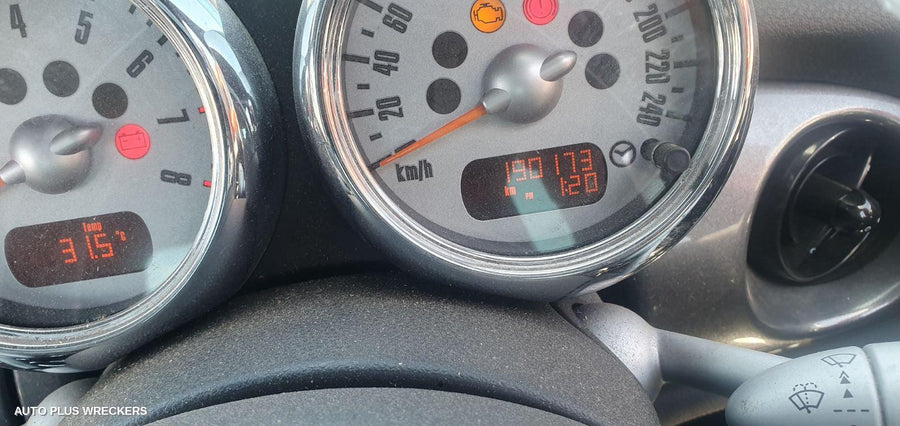 2006 Mini Cooper Left Guard